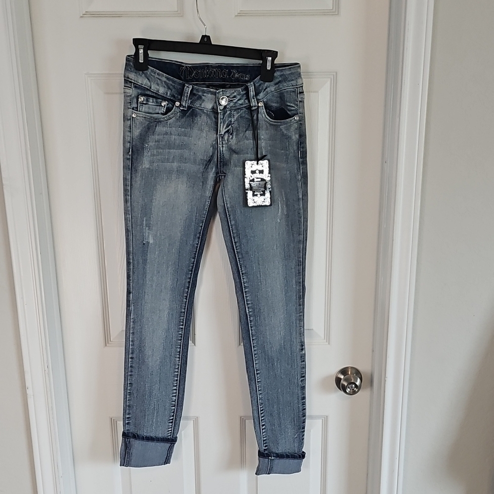 Montana Jeans Lightwash Skinny Jeans with Distressed Look And Rinestones Sz 3/4